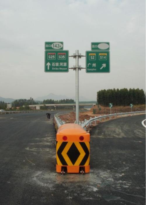 固镇县导向防撞垫